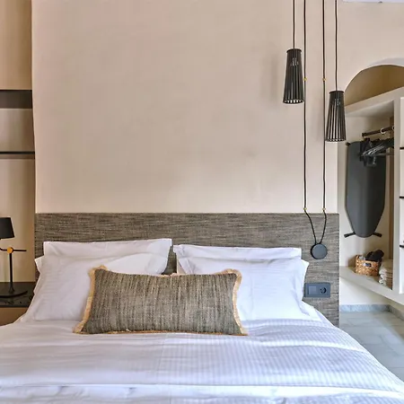Anchorage Paros Boutique & Private *